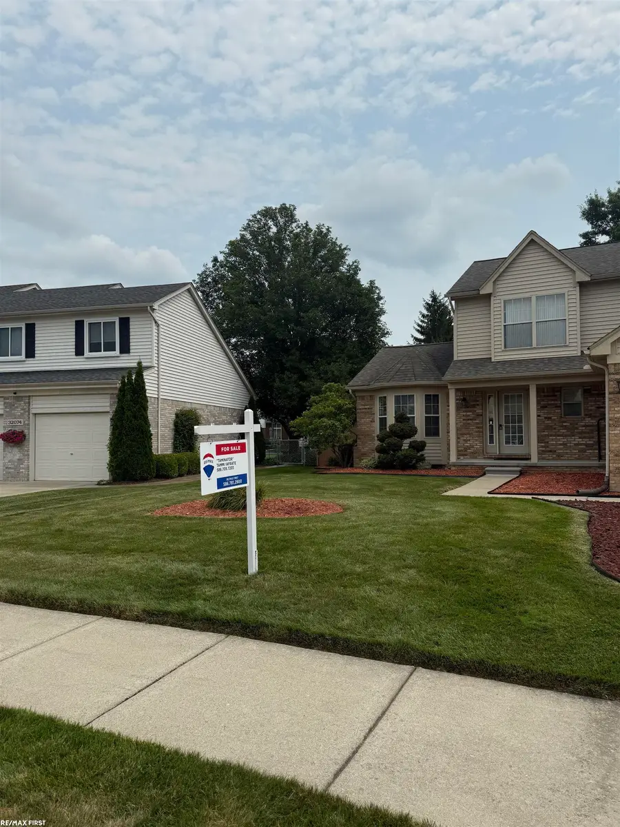 32070 Oakcrest DR, Chesterfield, MI 48047 - #2