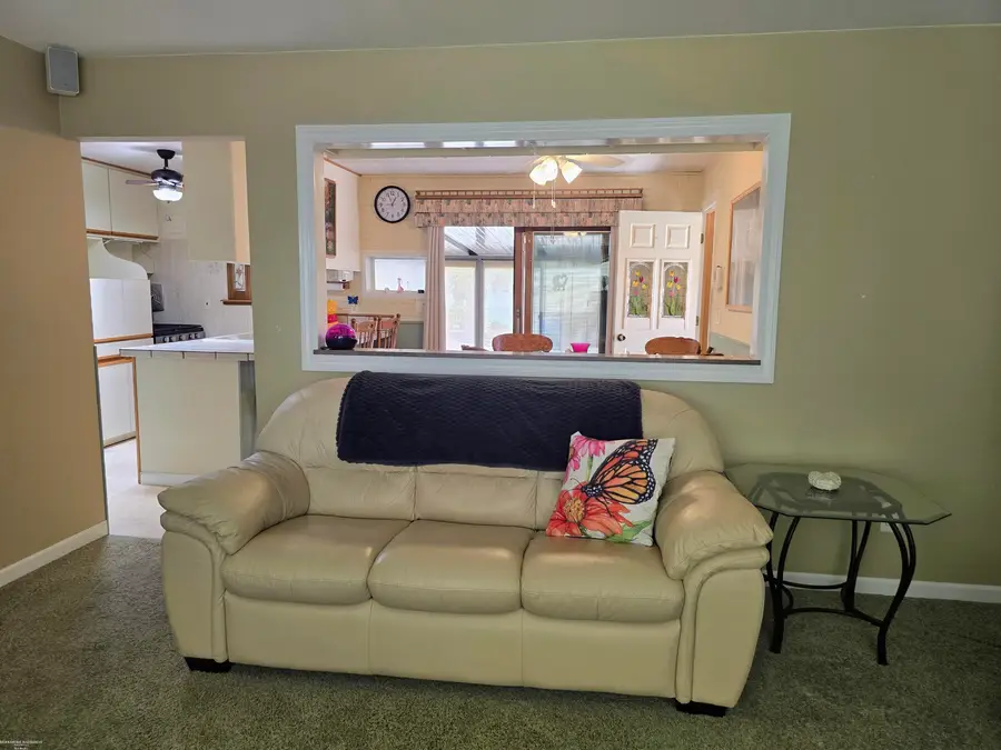 27151 Clarpointe, Warren, MI 48088 - #3