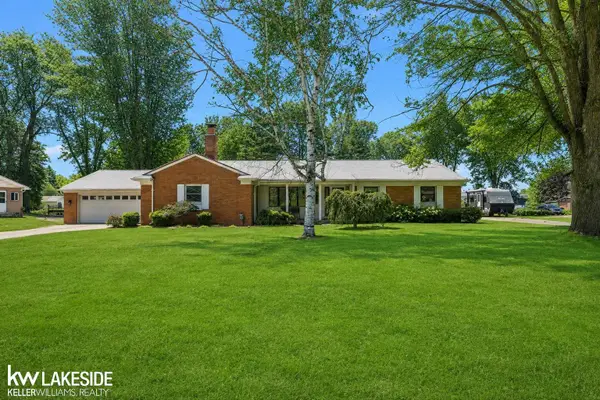 37904 Elmite ST, HarrisonTownship, MI 48045