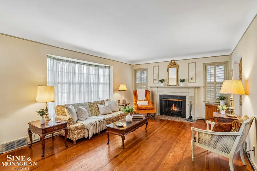 470 Allard RD, Grosse Pointe Farms, MI 48236 - #3