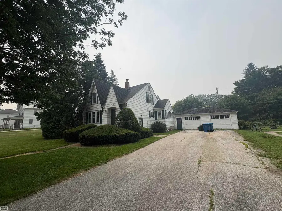 6032 Fox, Mayville, MI 48744 - #2