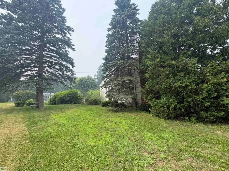 6032 Fox, Mayville, MI 48744 - #3