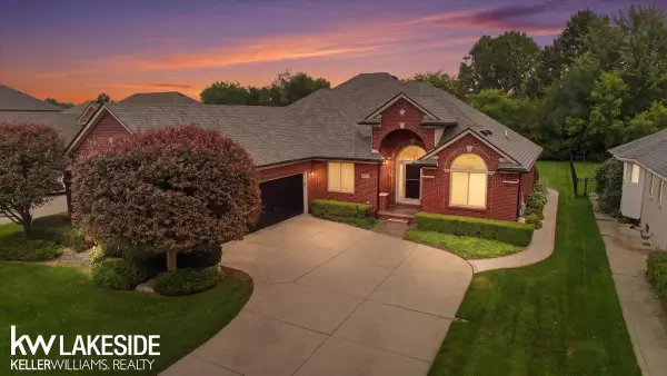 49110 Lehr DR, Macomb, MI 48044