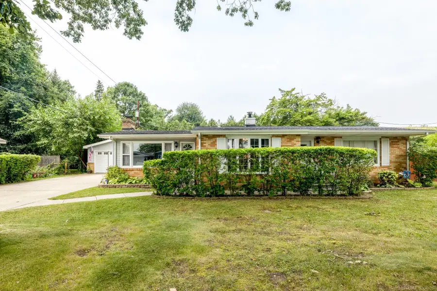 2415 16th AVE, Port Huron, MI 48060 - #2
