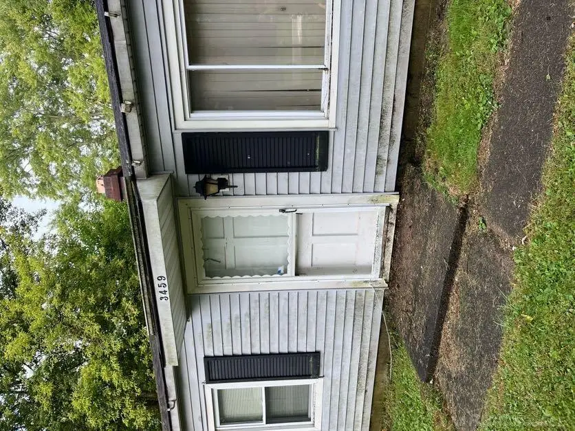 3459 Cambridge AVE, Jackson, MI 49203 - #2