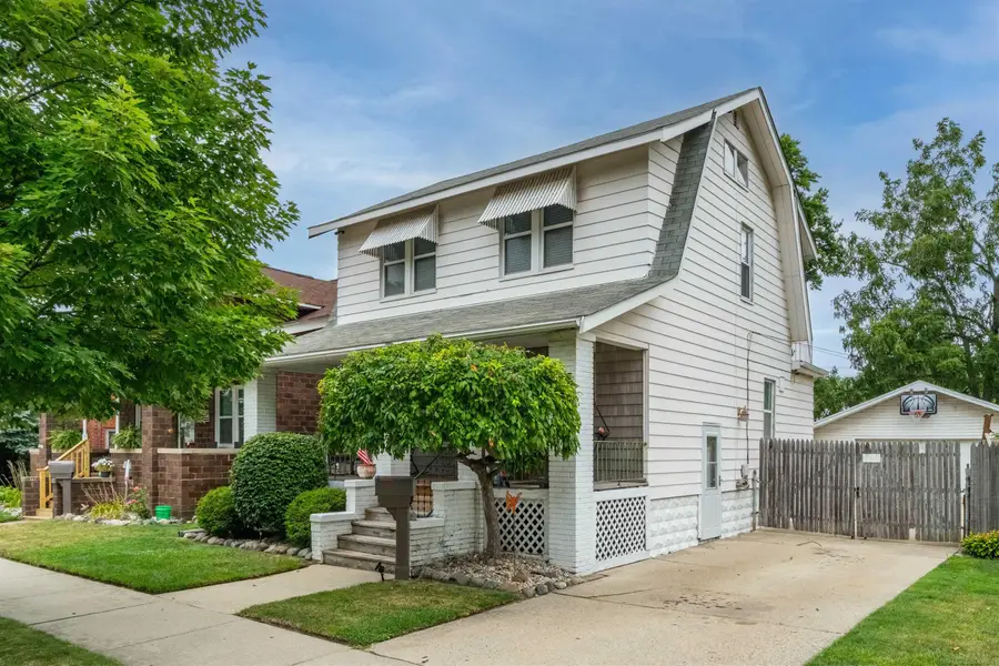 8057 Central ST, Center Line, MI 48015 - #3