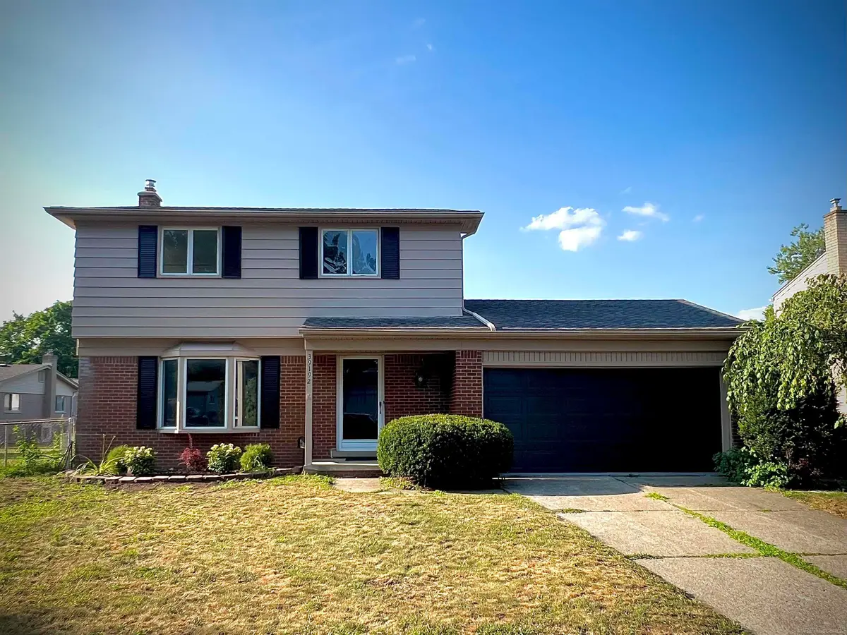 39192 Howell ST, Livonia, MI 48154 - #1