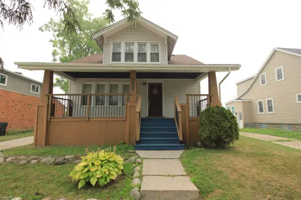 21916 Lakeview ST, StClairShores, MI 48080