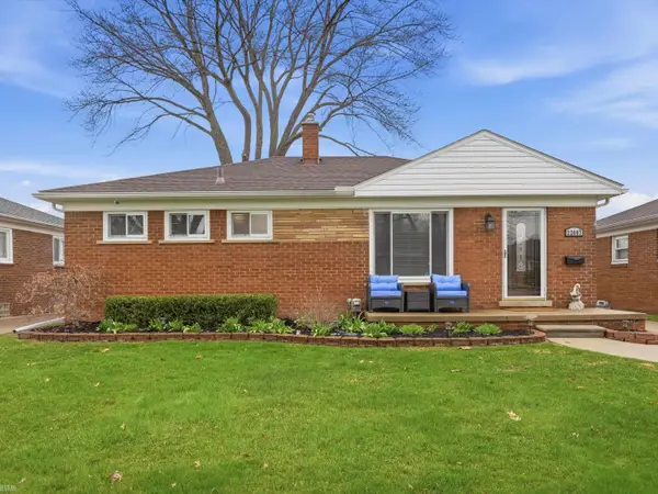 22007 Trombly ST, StClairShores, MI 48080