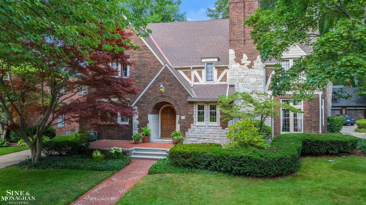 852 Whittier RD, Grosse Pointe Park, MI 48230 - #1