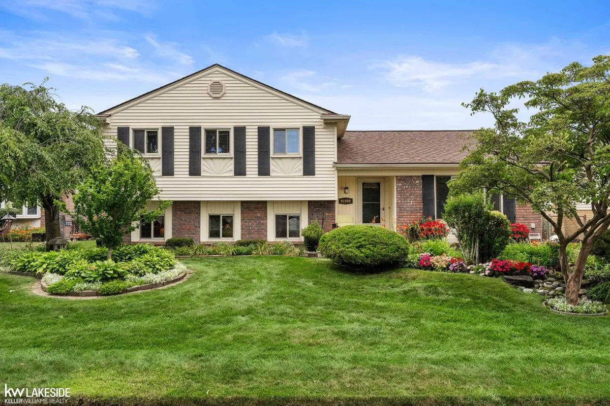 41499 Harvard DR, Sterling Heights, MI 48313 - #1
