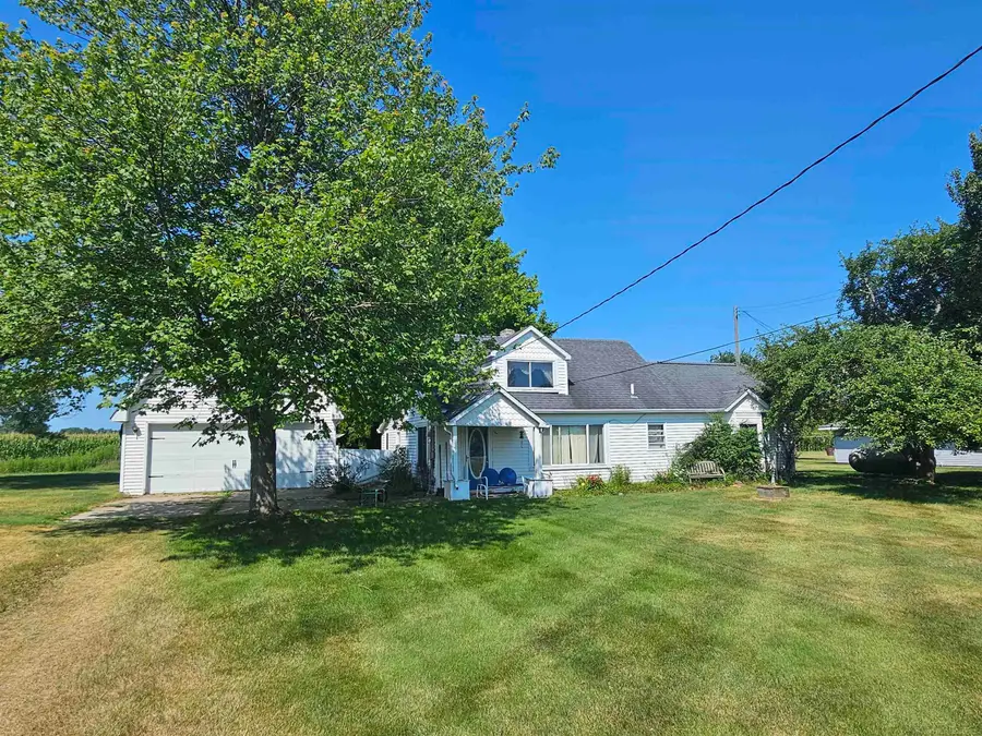 2209 N Lakeshore RD, Carsonville, MI 48419 - #2