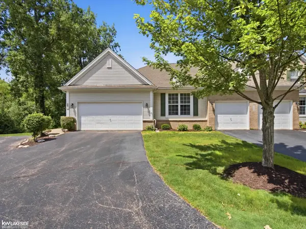 5721 Pinecroft, Clarkston, MI 48346