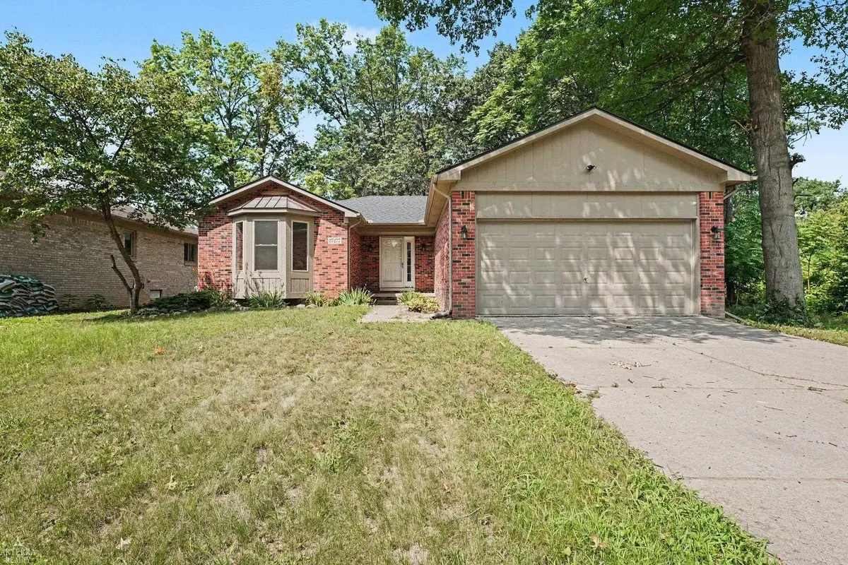 27277 Warner AVE, Warren, MI 48092 - #1