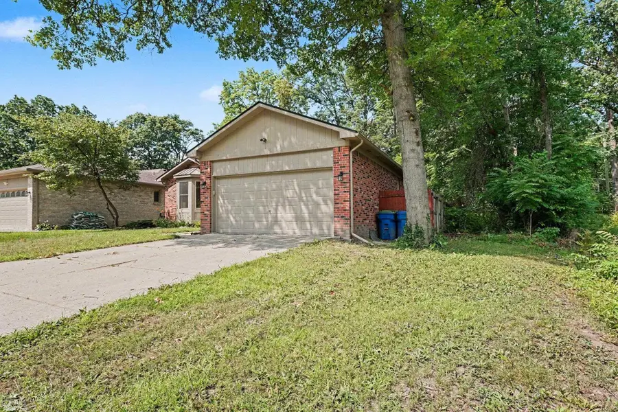 27277 Warner AVE, Warren, MI 48092 - #3