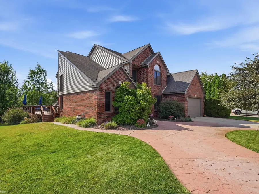 50205 Steeh DR, Macomb, MI 48044 - #2