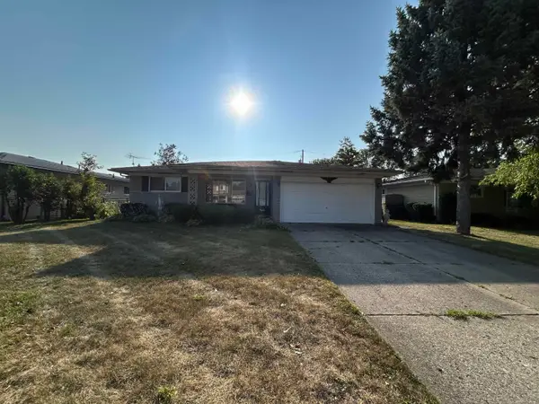 33046 Shrewsbury DR, SterlingHeights, MI 48310