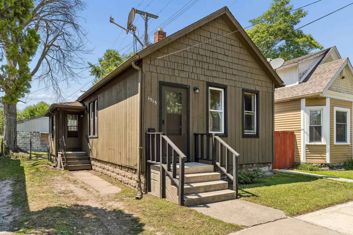 1513 9th ST, Port Huron, MI 48060 - #1