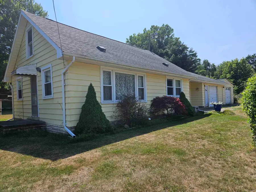 7216 EDWINA LN, Lexington, MI 48450 - #3