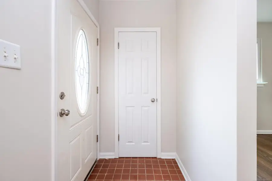 26001 Fernwood ST, Roseville, MI 48066 - #3