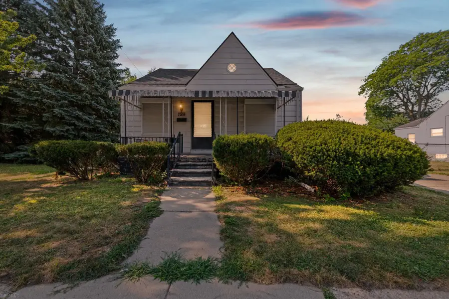 7076 Continental AVE, Warren, MI 48091 - #2