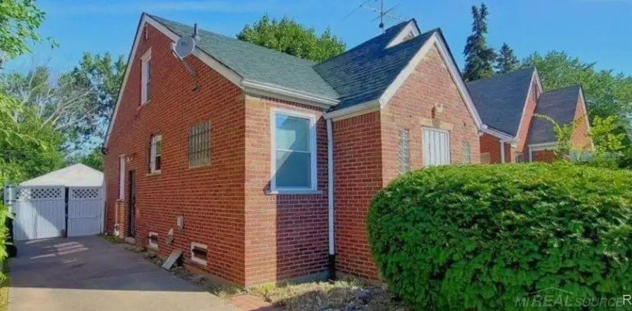 12019 Nashville St ST, Detroit, MI 48205 - #2