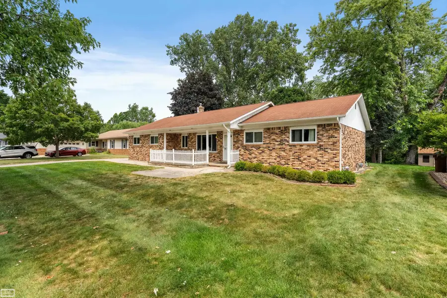 13147 Independence AVE, Utica, MI 48315 - #3
