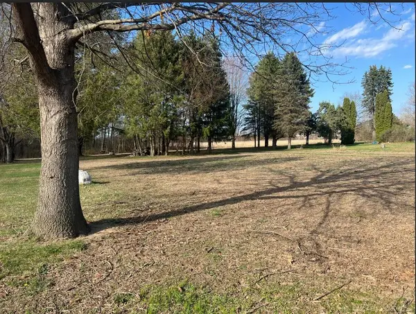 24496 renata DR, Macomb, MI 48042