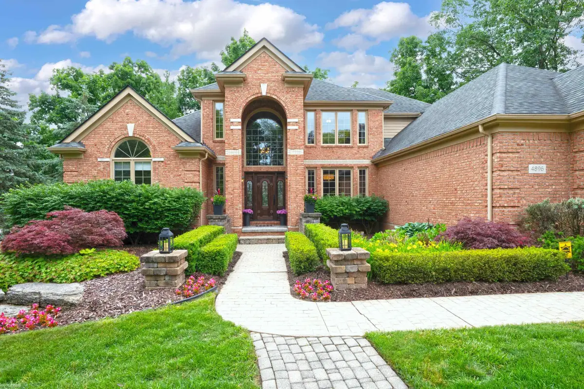 4896 Brookside LN, Washington, MI 48094 - #1