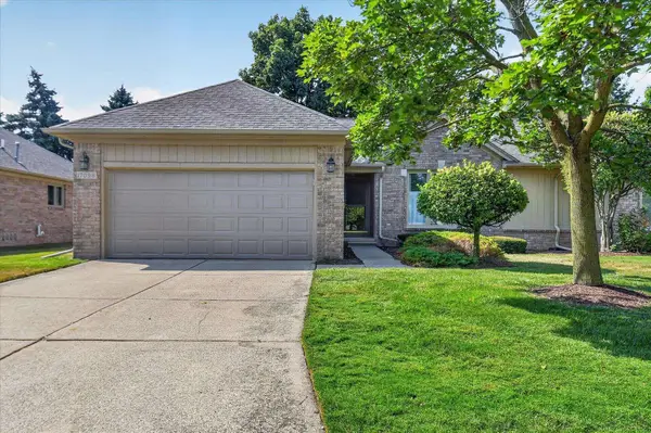 17098 Martingale  LN, ClintonTownship, MI 48038