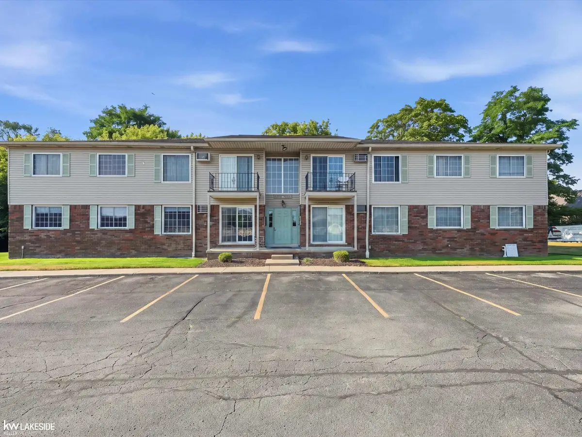 8120 24 Mile RD, Shelby, MI 48316 - #1