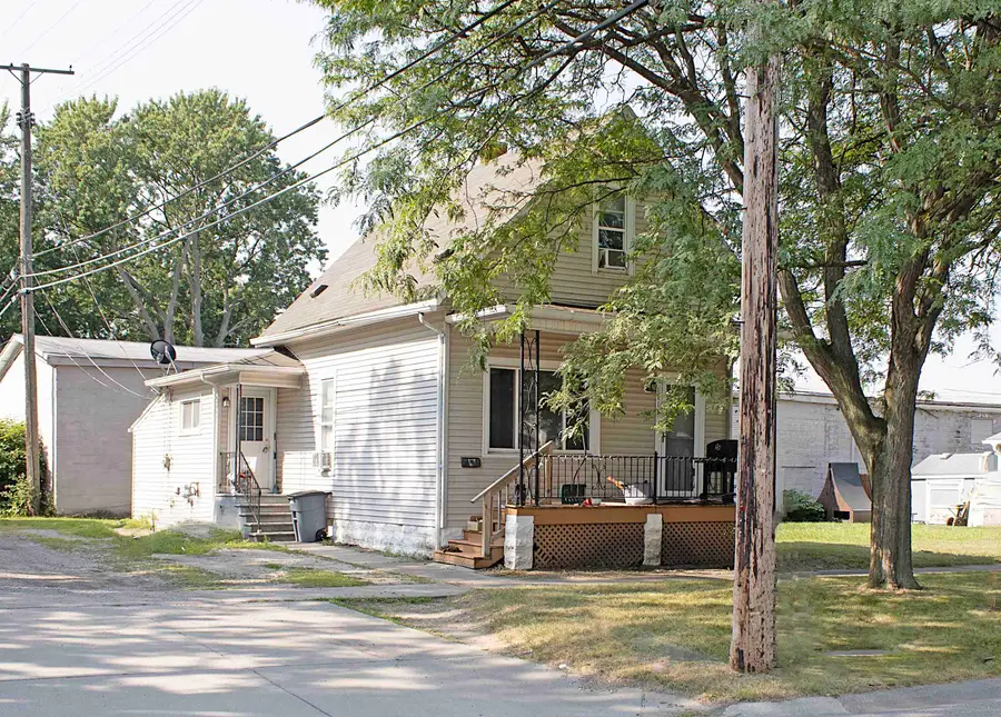 1418 Lincoln AVE, Port Huron, MI 48060 - #2