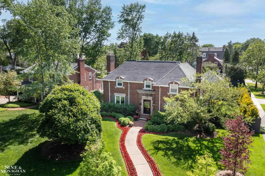 797 Trombley RD, Grosse Pointe Park, MI 48230 - #2