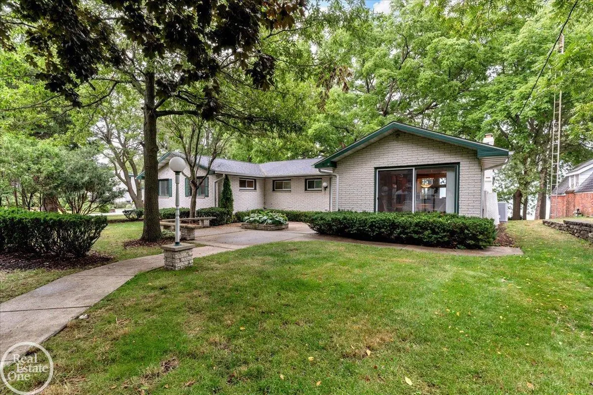 8178 Lakeshore RD, Burtchville, MI 48059 - #1
