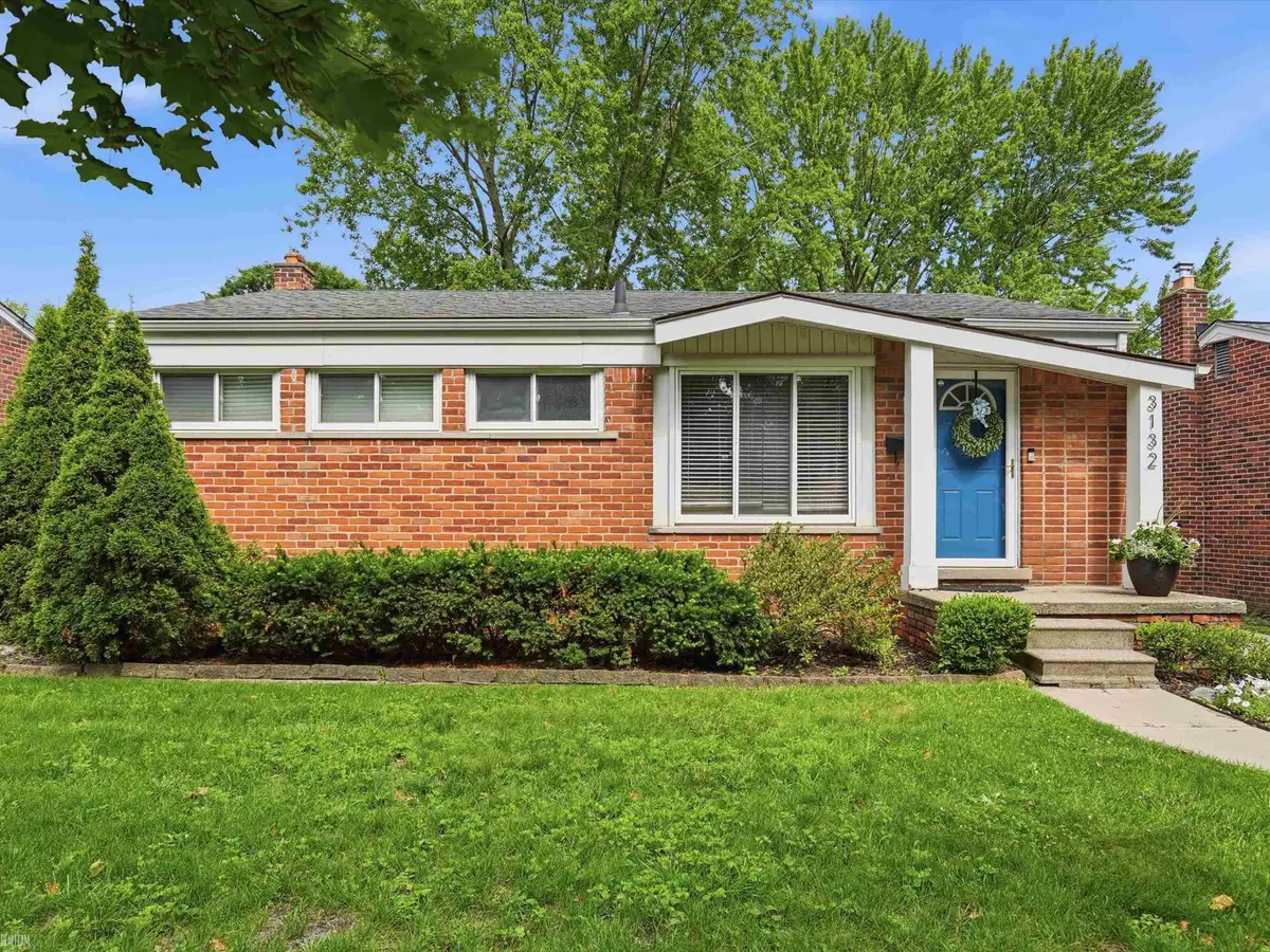 3132 Maplewood AVE, Royal Oak, MI 48073 - #1