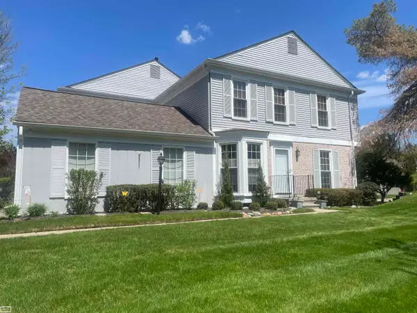 1343 Autumn LN, RochesterHills, MI 48306