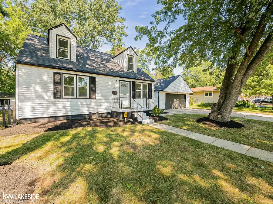 28135 Marshall ST, Southfield, MI 48076 - #3