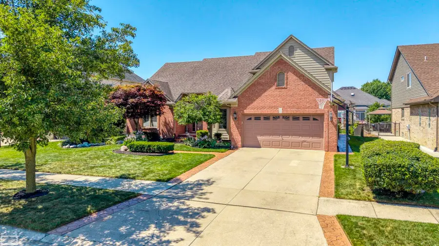 47565 Woodberry Estates DR, Macomb, MI 48044 - #3