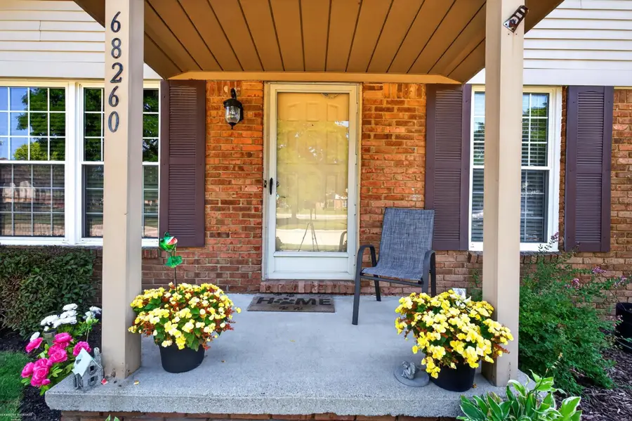 68260 Rosewood LN, Richmond, MI 48062 - #3