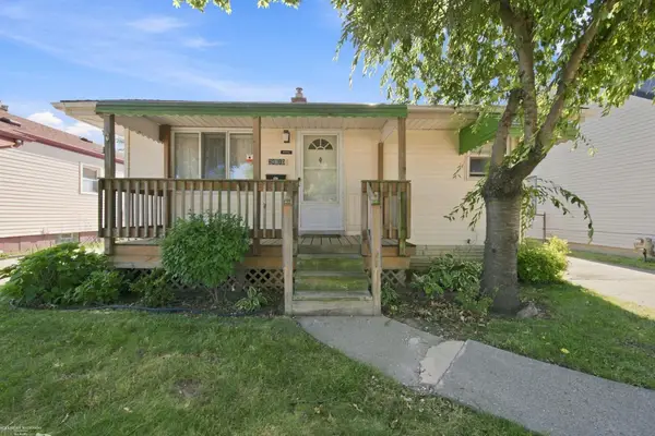 24610 Lexington AVE, Eastpointe, MI 48021