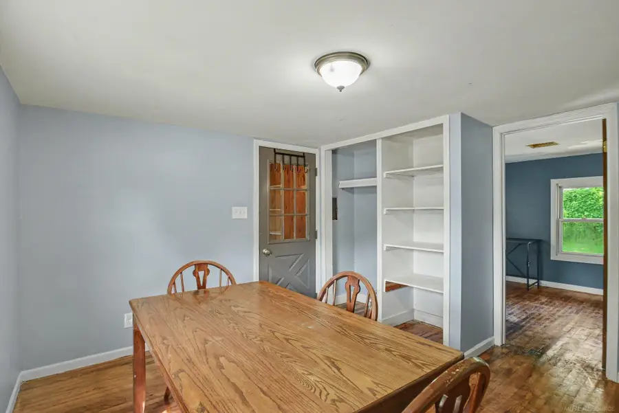 303 Parkway ST, Lapeer, MI 48446 - #3