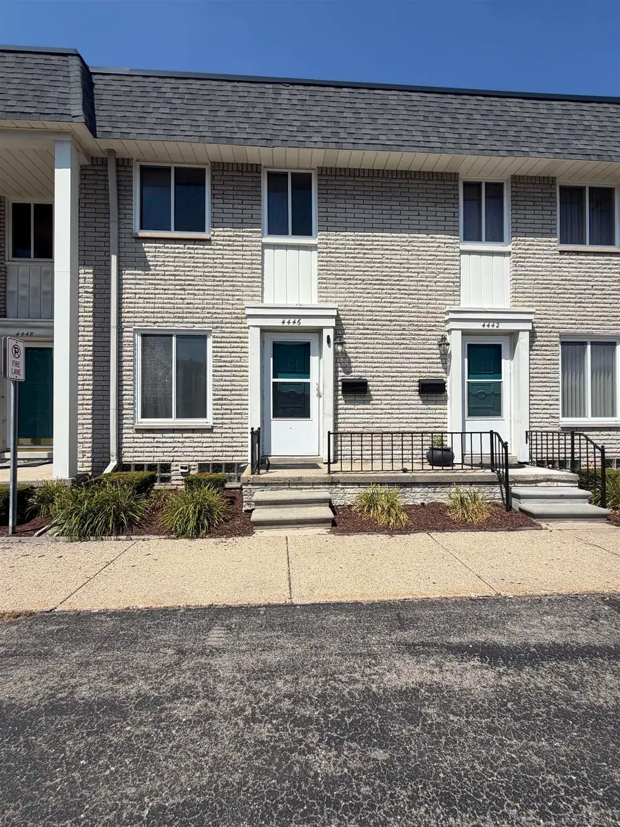 4446 15 mile RD, Sterling Heights, MI 48310 - #2