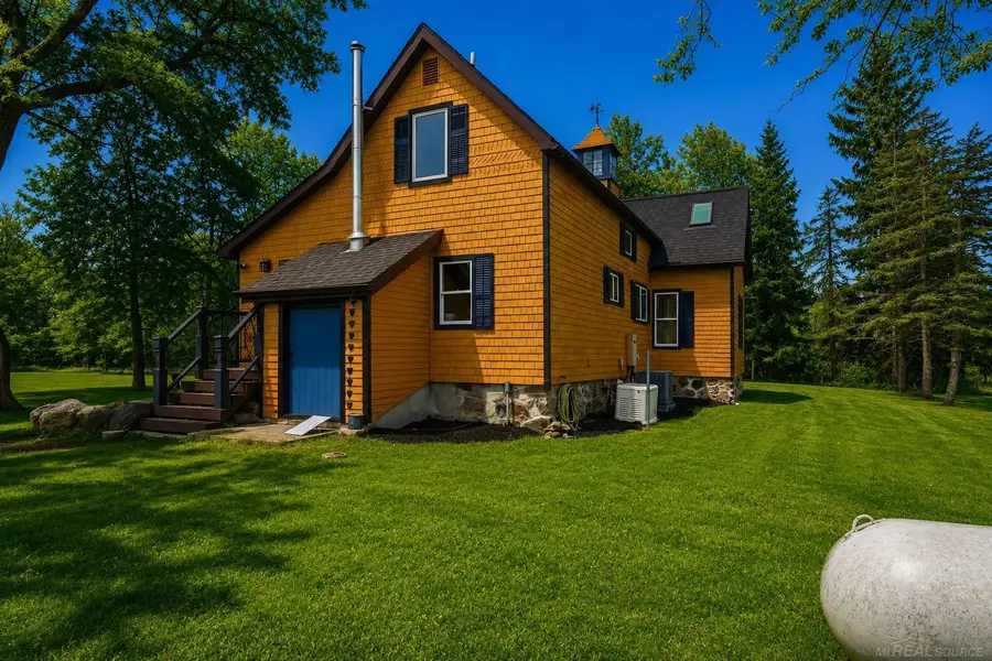 8839 Petz RD, Imlay, MI 48444 - #3