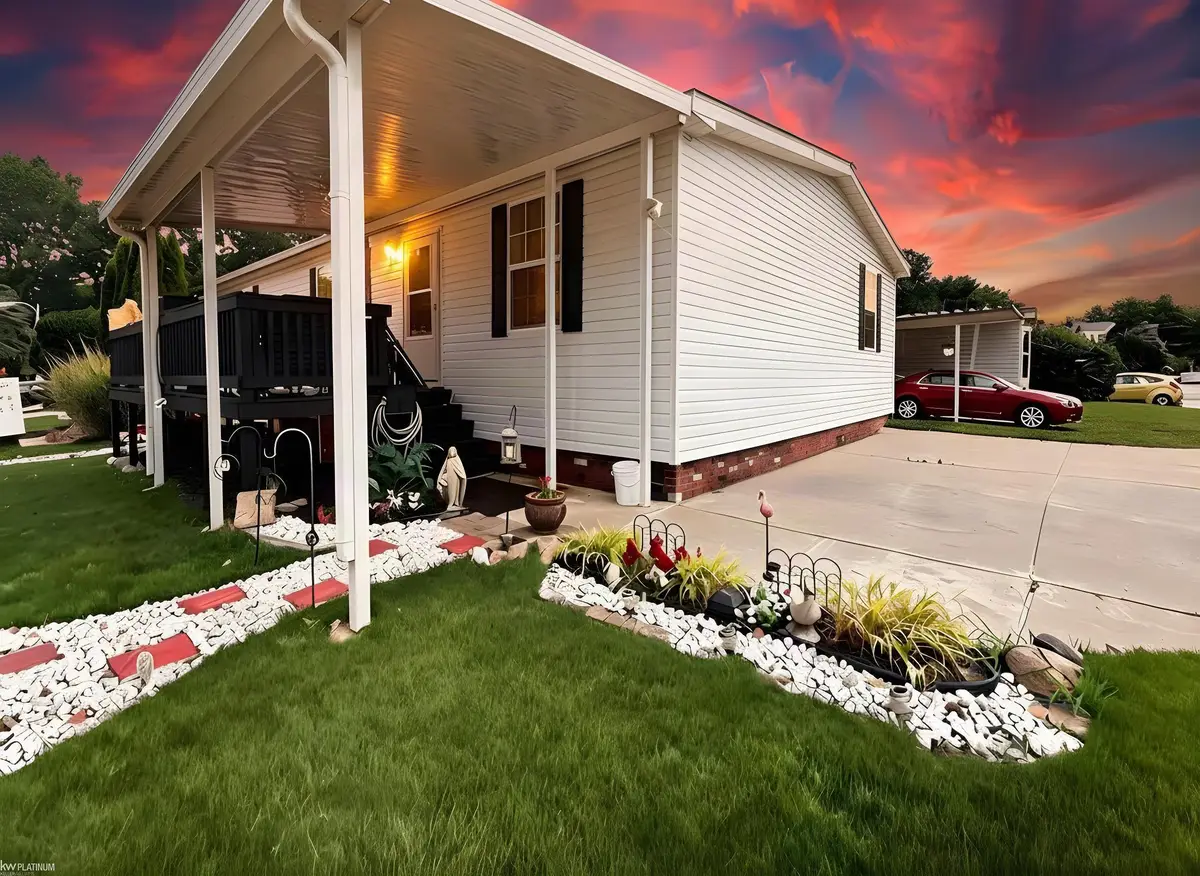 50214  Ambleside CT, Shelby, MI 48315 - #1