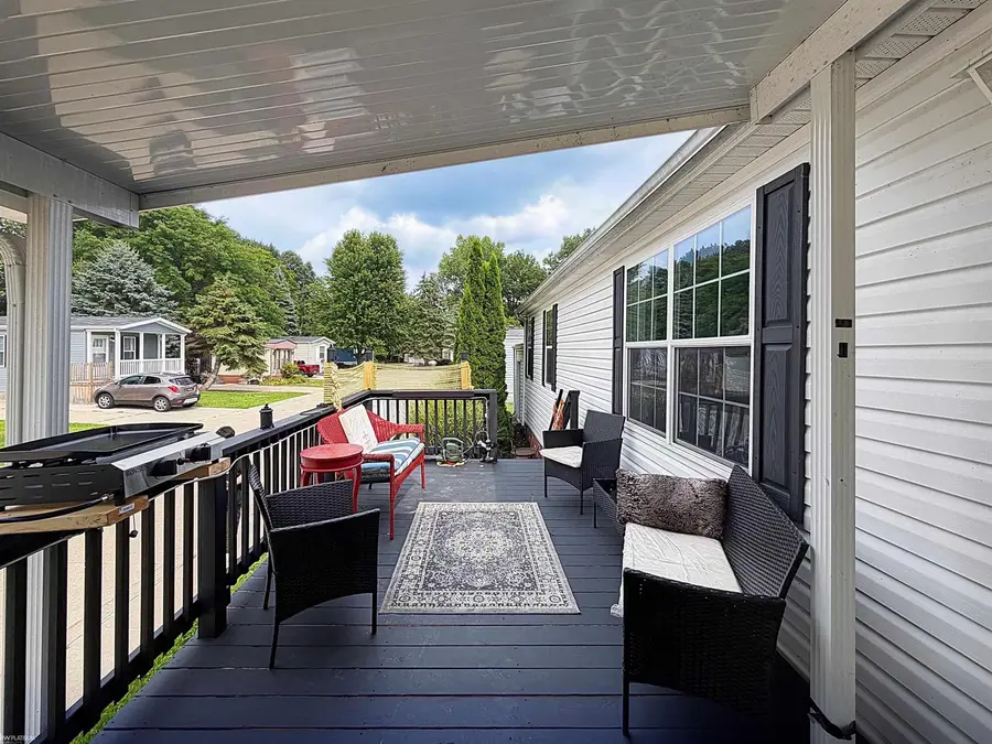 50214  Ambleside CT, Shelby, MI 48315 - #2