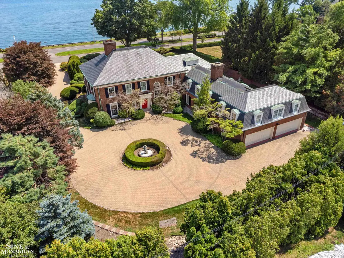 105 Lake Shore RD, Grosse Pointe Farms, MI 48236 - #1