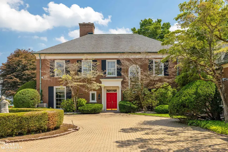 105 Lake Shore RD, Grosse Pointe Farms, MI 48236 - #2