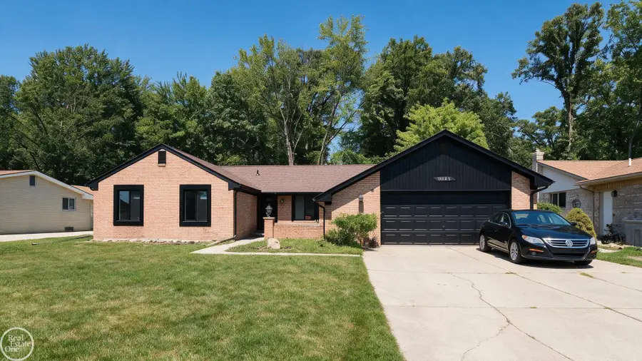 11343 Common RD, Warren, MI 48093 - #2