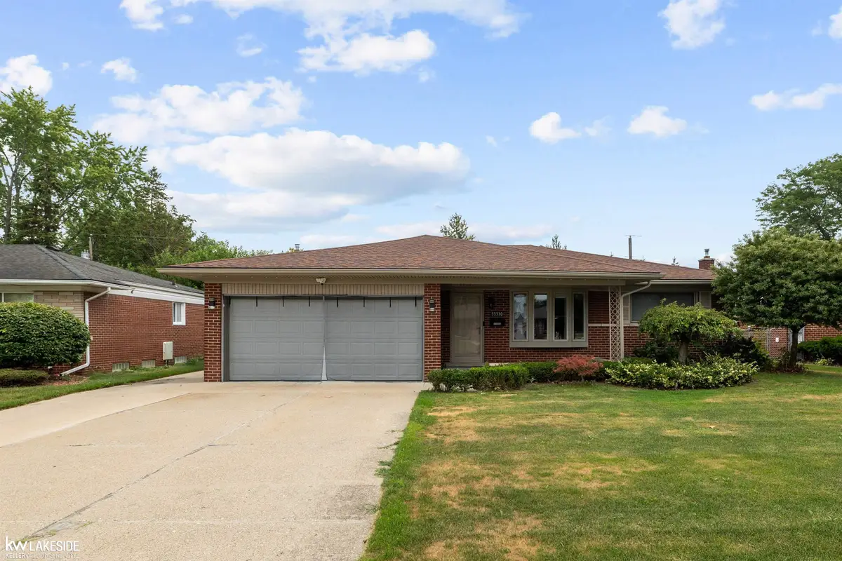 33330 Mina DR, Sterling Heights, MI 48312 - #1