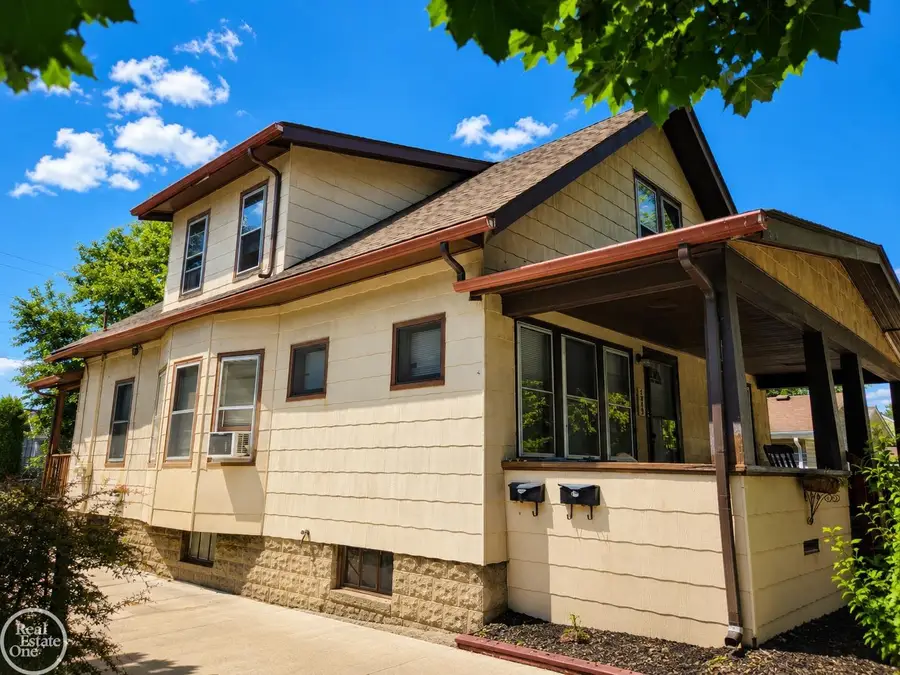 1949 Leitch RD, Ferndale, MI 48220 - #2